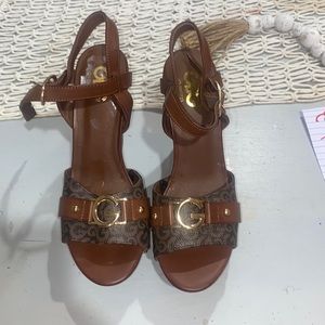 New Guess wedges 8.5